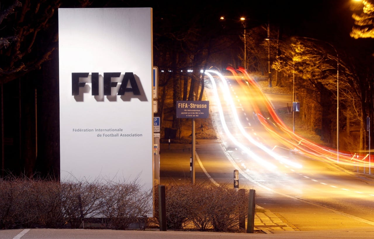 La FIFA y UEFA suspendieron a Rusia de todos los torneos