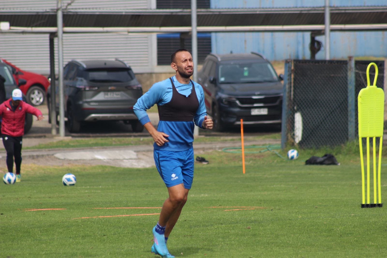 La fórmula de Huachipato ante Colo Colo es sin  “Chelo” Cañete