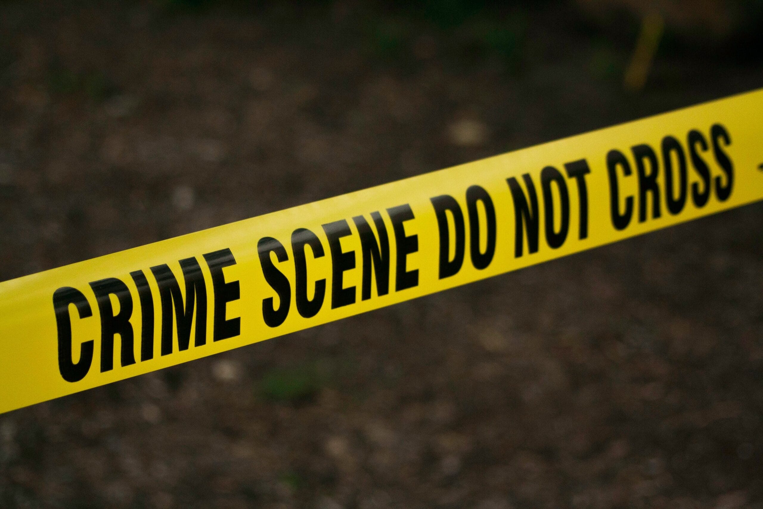 Mujer murió apuñalada por hombre que la siguió hasta su departamento