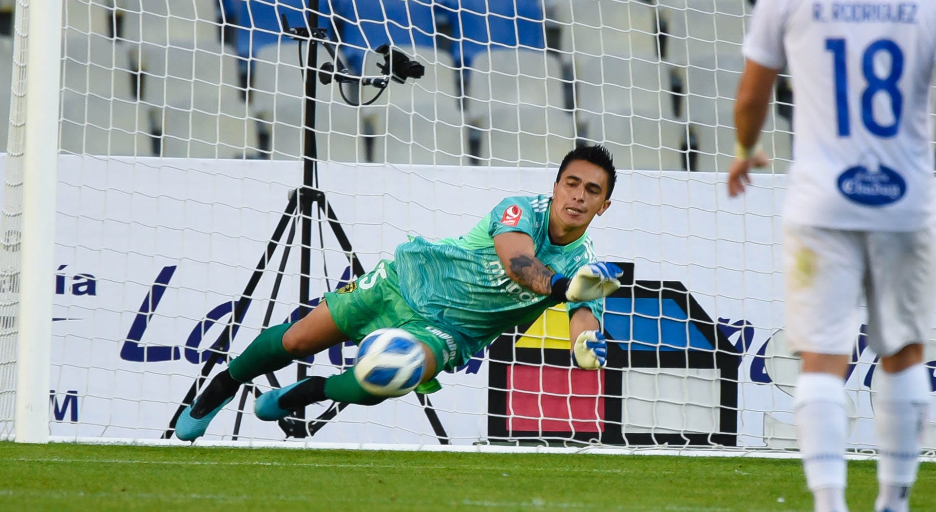 Fernández Vial sigue buscando el alza en la Primera B