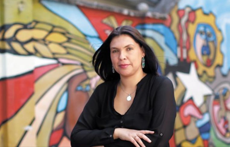 Encuesta Cadem: Al 57% le parece “mal” designación de Bárbara Figueroa como embajadora