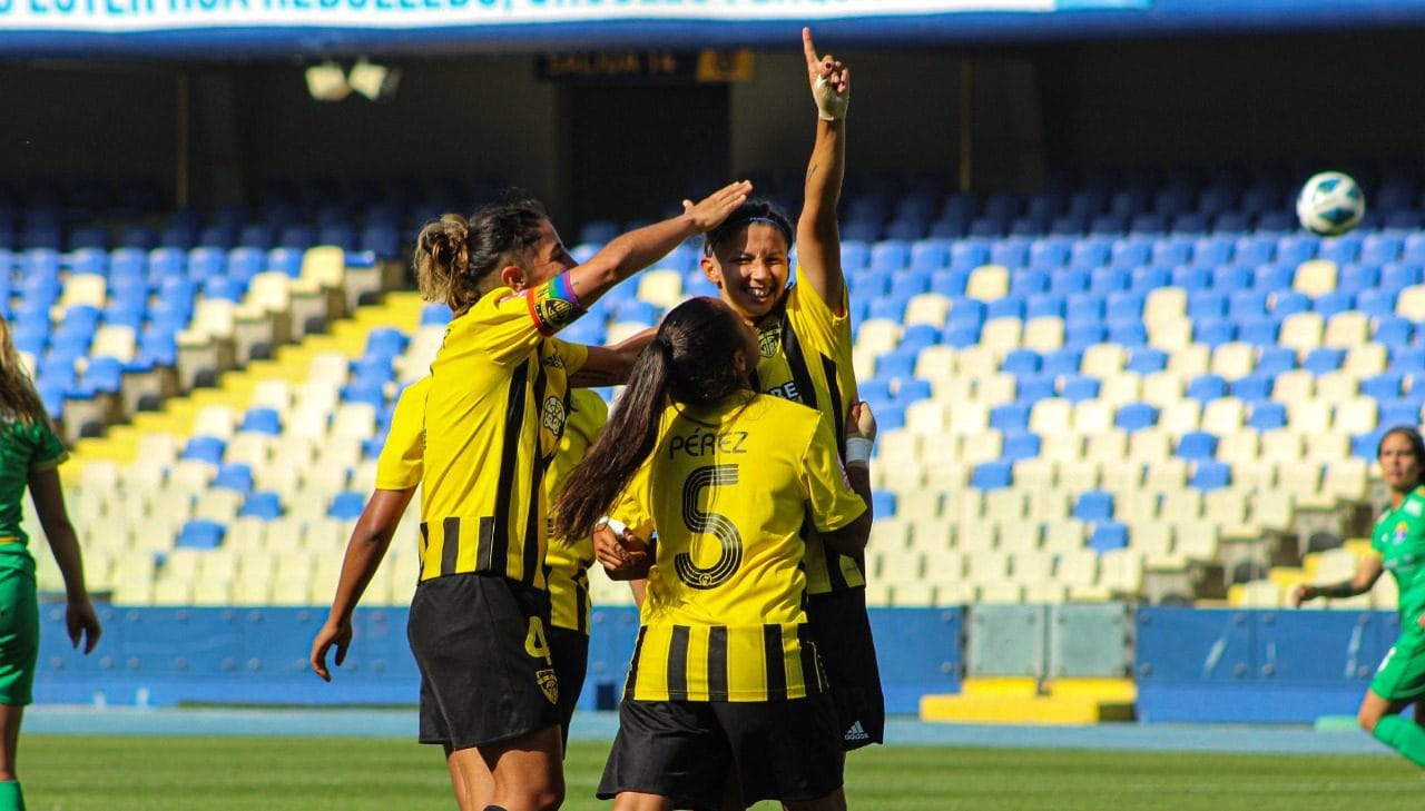 La gran goleada de Fernández Vial en el Fútbol Femenino