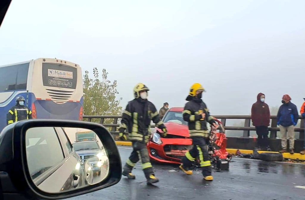 Accidente en puente Llacolén generó verdadero caos vial entre San Pedro de la Paz y Concepción