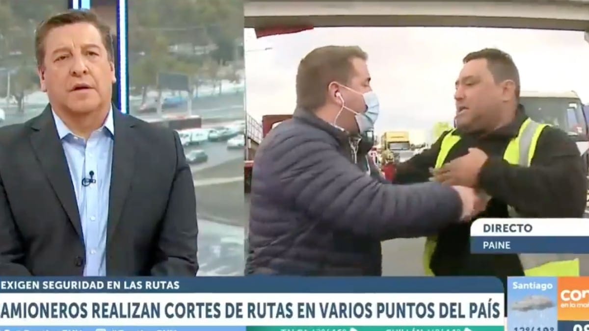 Camioneros agredieron a periodista de CHV en vivo tras bloqueo desde Ruta 5 Sur