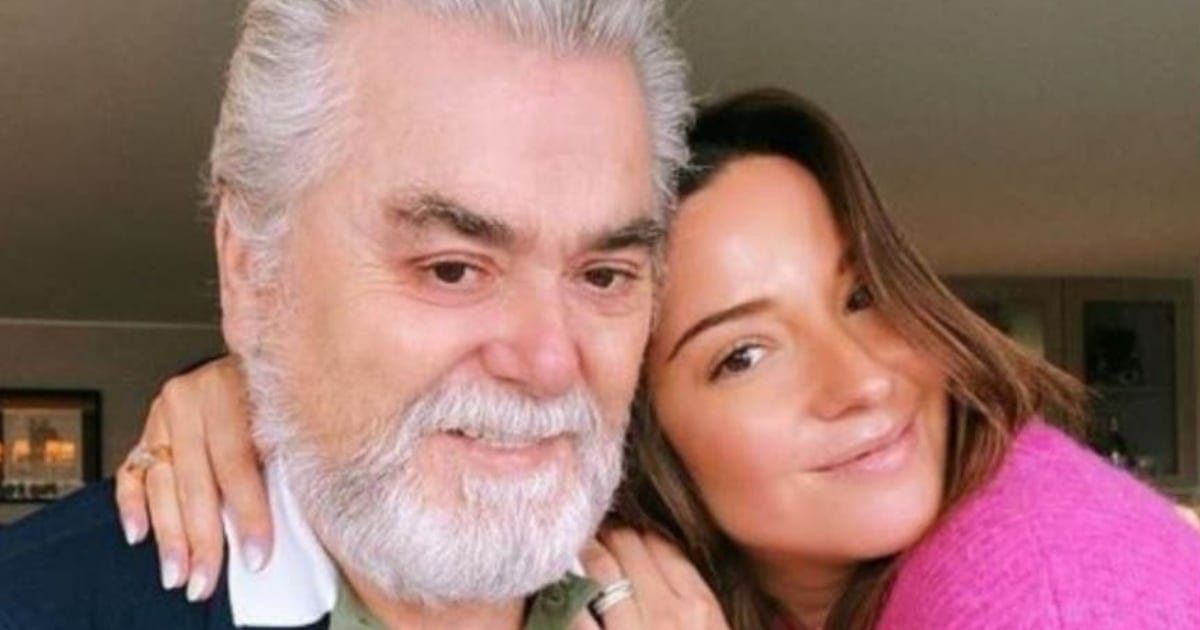 Kel Calderón mostró la recuperación de su padre tras complejo estado de salud: “Me va a explotar el corazón”