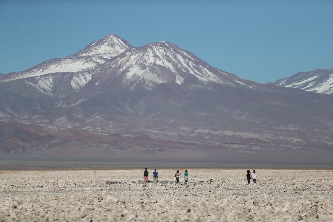 Mineras niegan daño ambiental en Salar de Atacama tras demanda del Estado