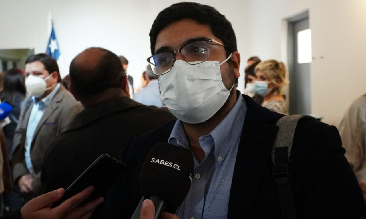 “Yo estoy aquí siguiendo mi camino propio”: Sebastián Rivera, seremi de Hacienda del Biobío, tras críticas por su nombramiento