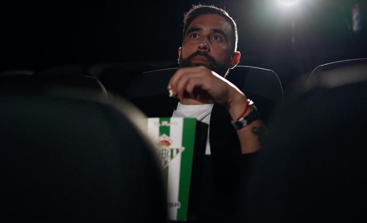 De película: Claudio Bravo seguirá defendiendo al Betis