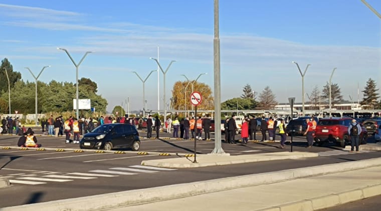 Entregan detalles sobre la evacuación del Aeropuerto Carriel Sur tras el aviso de dos bombas