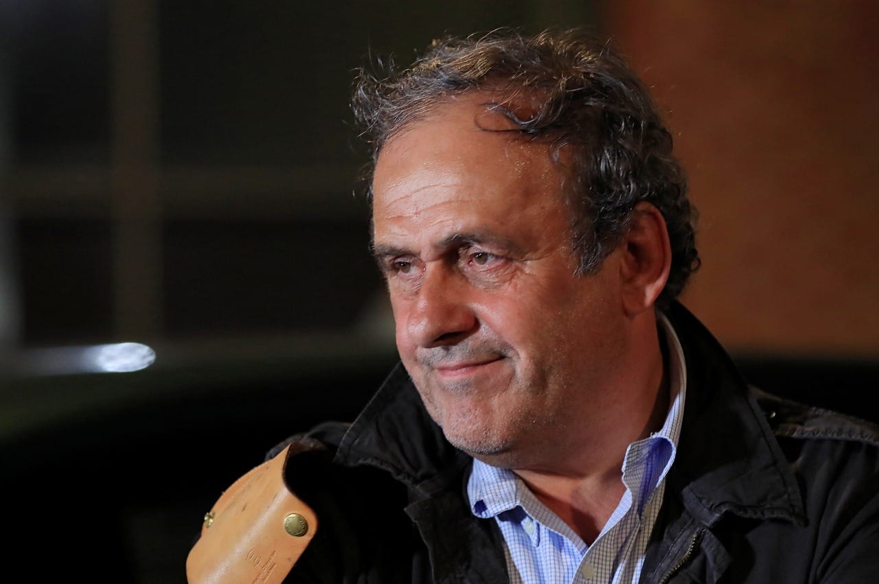 Ex ídolo de Francia tendrá que ir a la justicia por corrupción en el fútbol