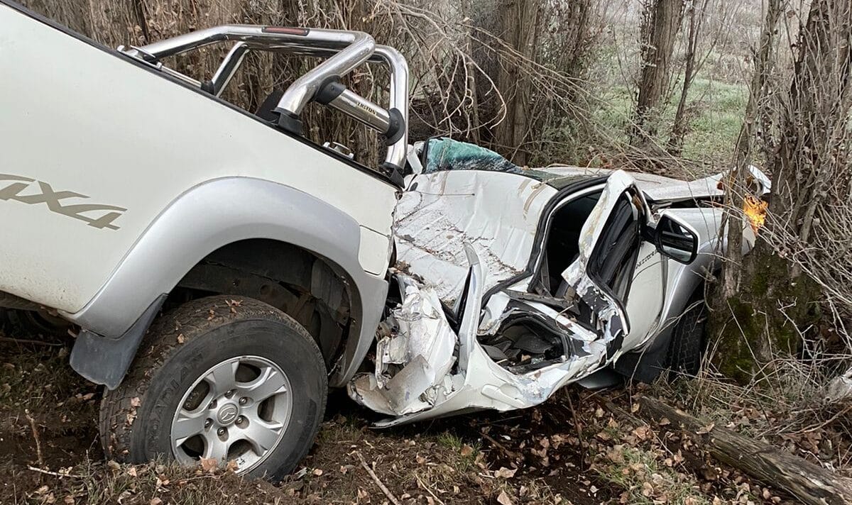 Carabinero fallece en accidente de tránsito en la Región del Biobío: Vehículo cayó a una zanja
