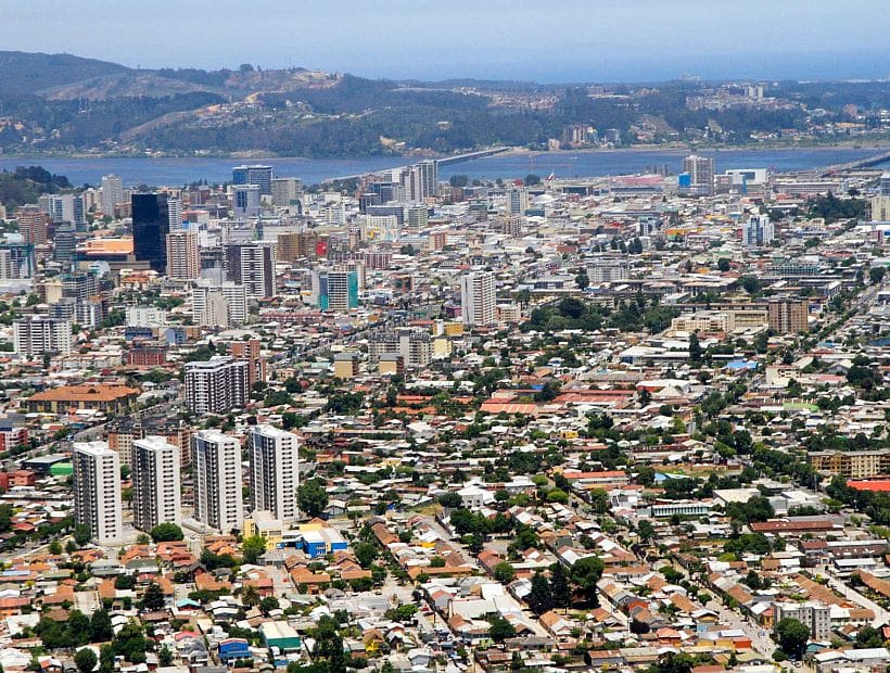 Provincia de Concepción retrocede a fase de medio impacto sanitario: ¿Qué cambios trae?