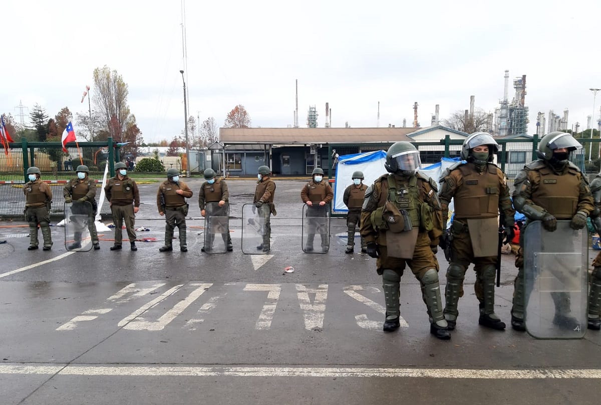 Confirman 11 detenidos tras el desalojo de huelguistas de Enap
