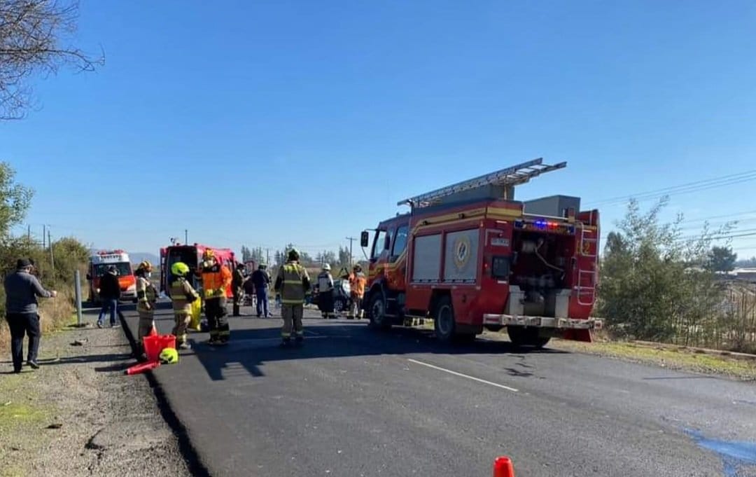 Grave accidente dejó cuatro fallecidos y dos lesionados: Vehículo involucrado tenía encargo vigente
