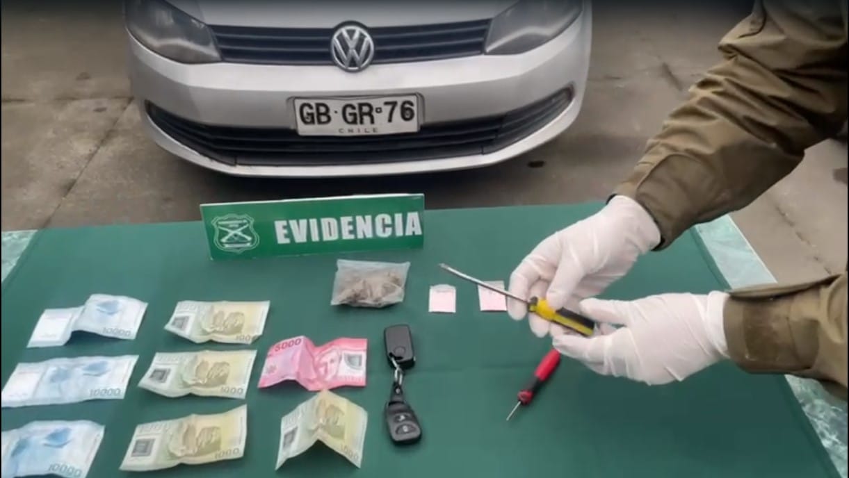 Detienen a tres menores de edad acusados de robar auto de conductor de aplicación en San Pedro de la Paz