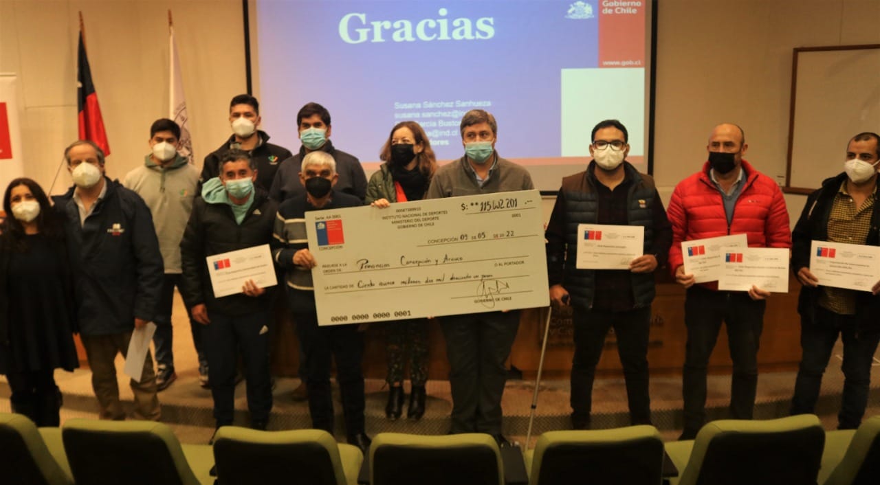 Fondeporte entrega dineros para deportistas de Concepción y Arauco