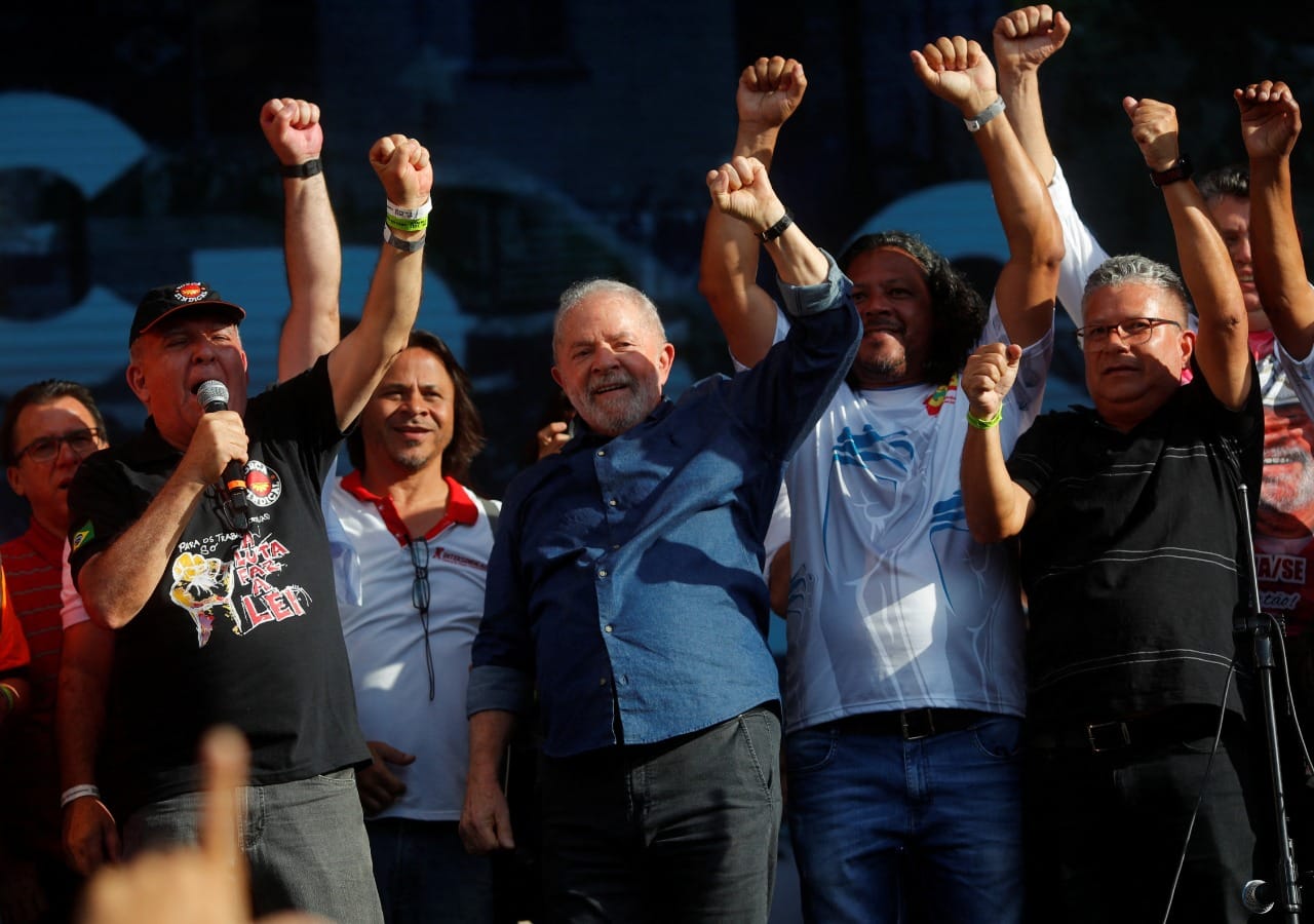 Lula Da Silva continúa liderando las encuestas presidenciales en Brasil