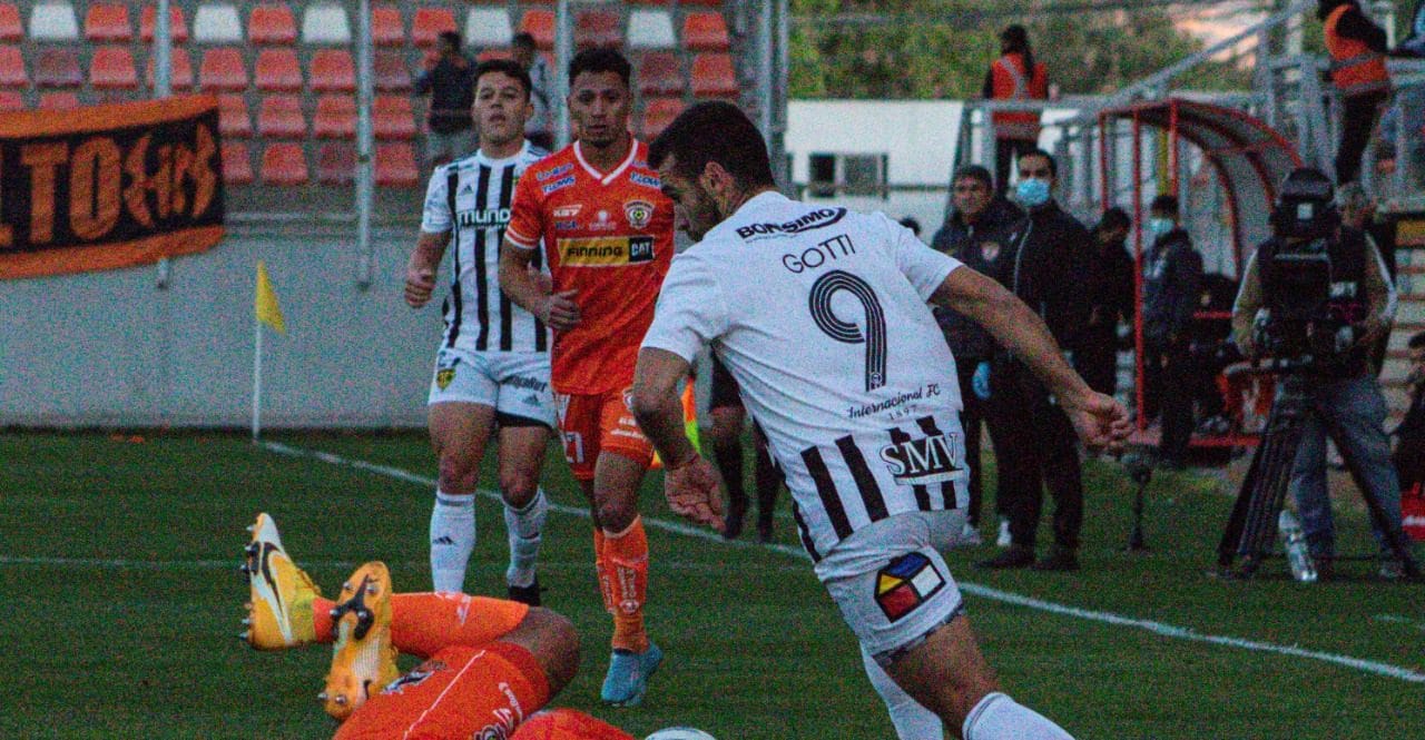 La mente de Fernández Vial se quedó en Concepción y su nuevo técnico