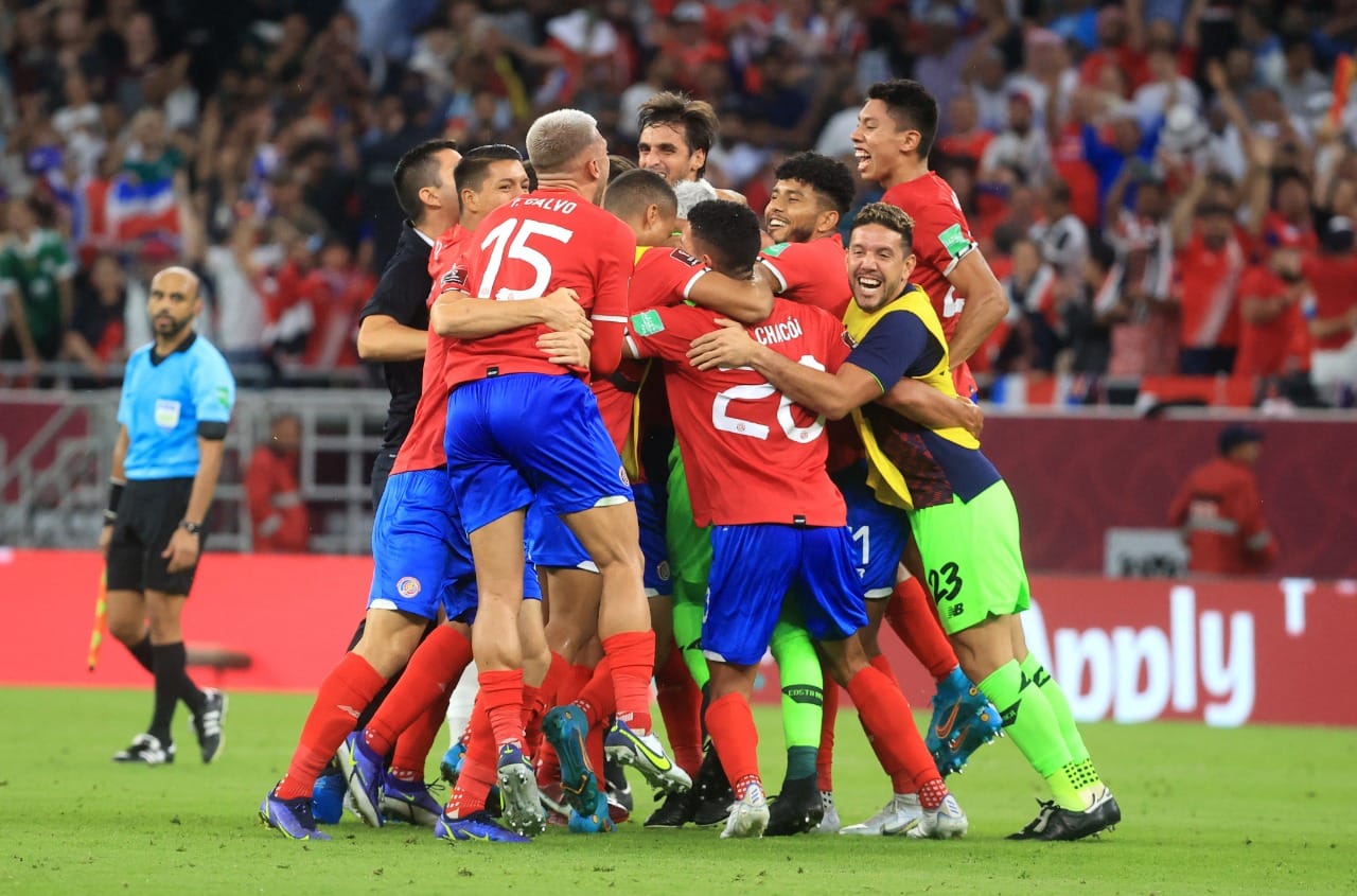 Costa Rica vence a Nueva Zelanda y se queda con último boleto al Mundial de Qatar
