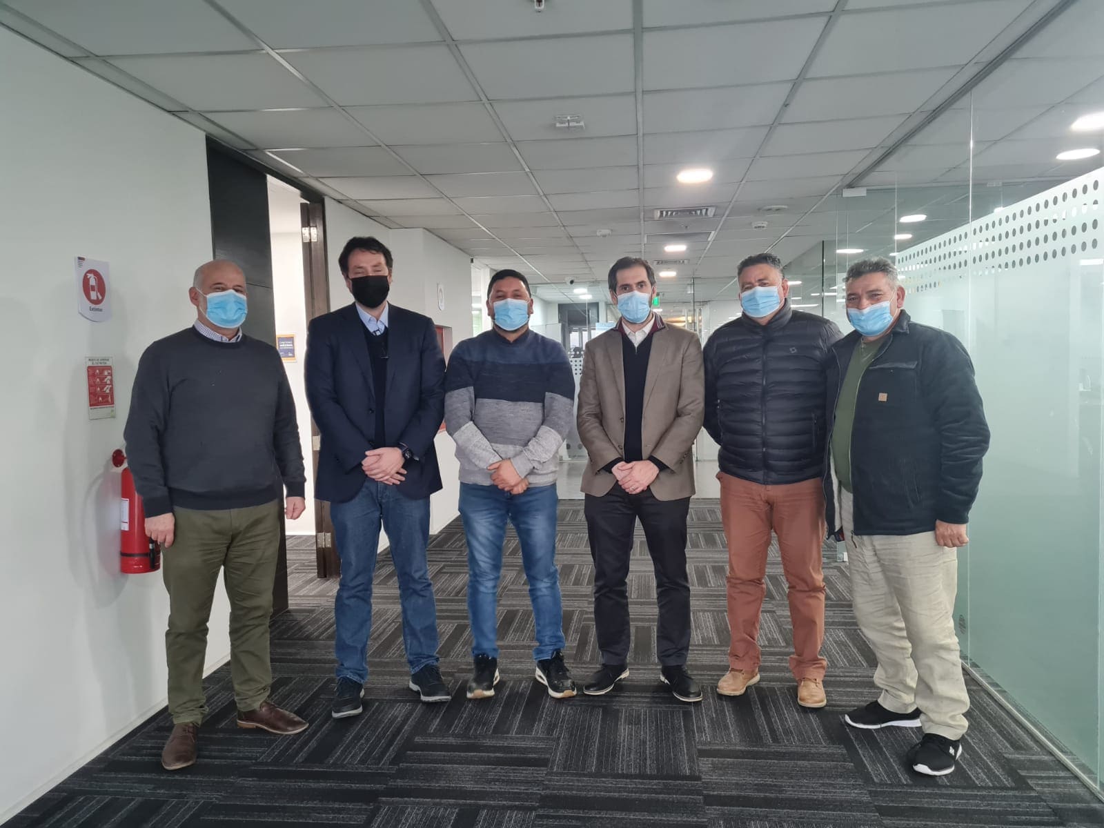 Pescadores de Lo Rojas se reunieron con ministro de Economía para discutir remanente de cuotas