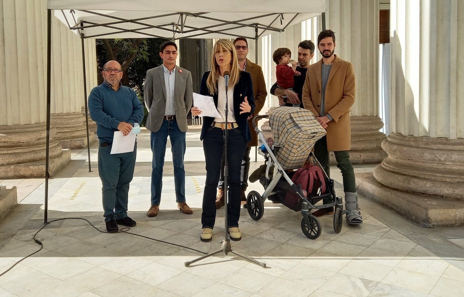 Presentan proyecto de Ley para igualar derechos laborales de familias homoparentales