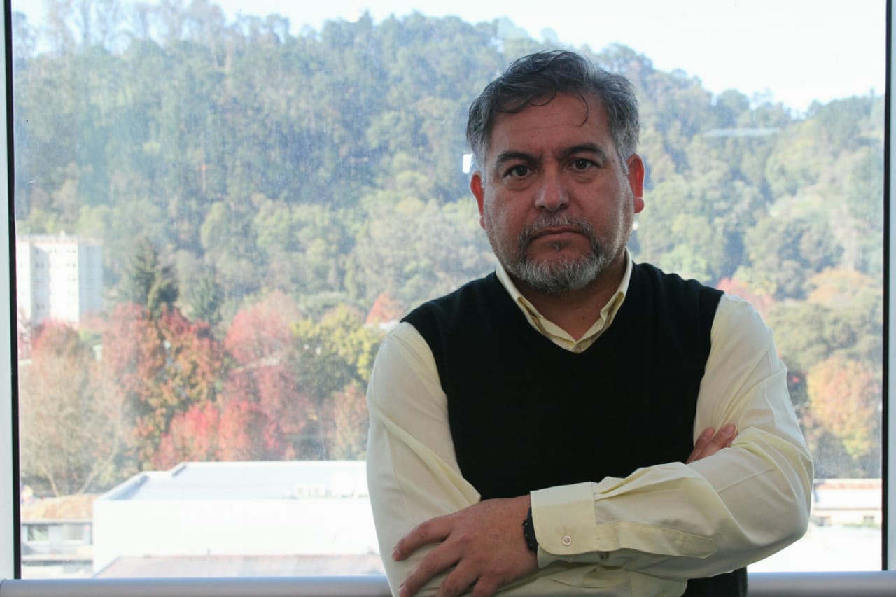 “Que los más beneficiados sean las audiencias”: El destacado periodista Hugo Varela se une a Sabes.cl