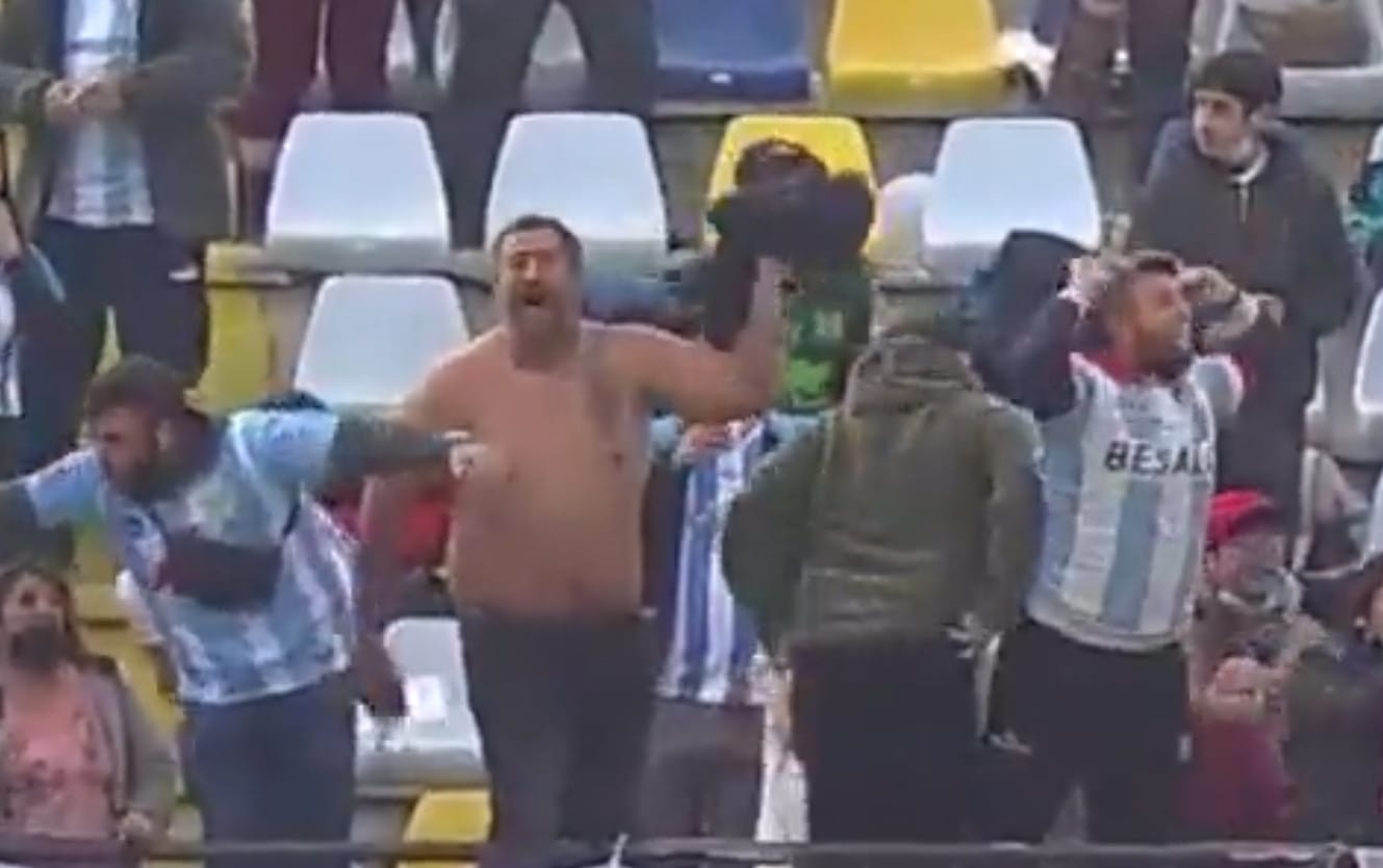 Sin pudor: La comentada celebración de un hincha que se viralizó en redes sociales