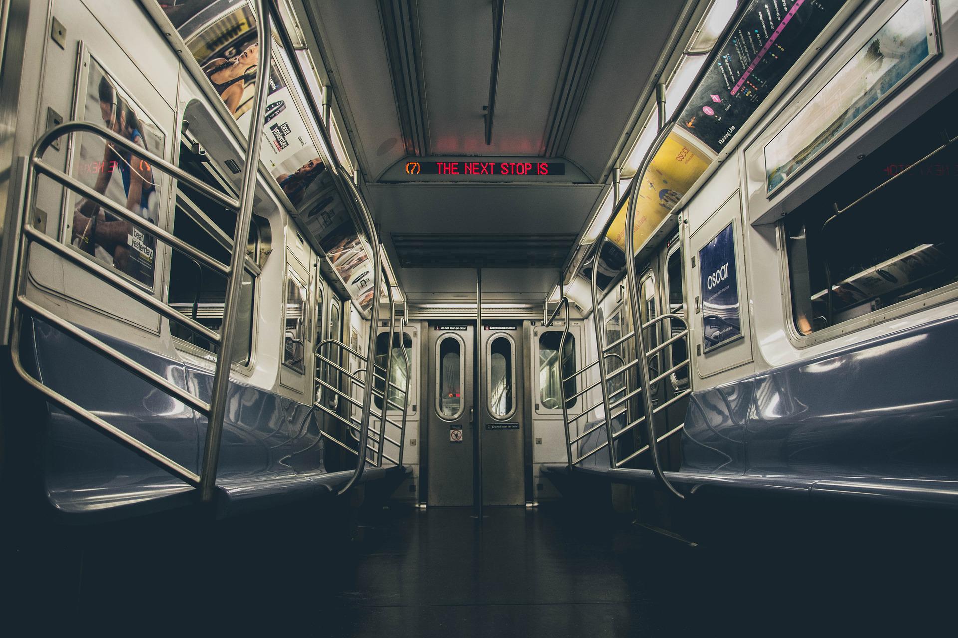 Tres muertos dejó descarrilamiento de tren que llevaba más de 200 pasajeros