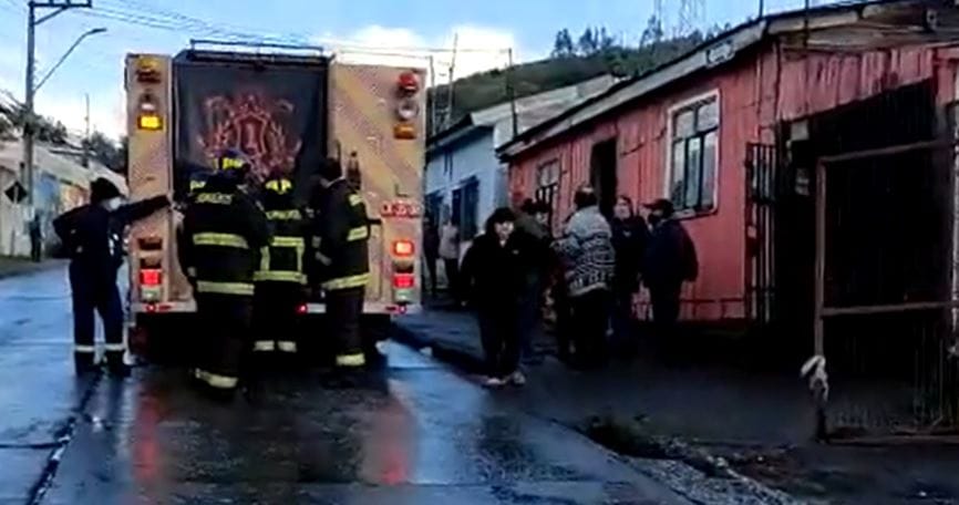 Pesar en Talcahuano: Mujer fallece durante incendio que destruyó la casa de su familia