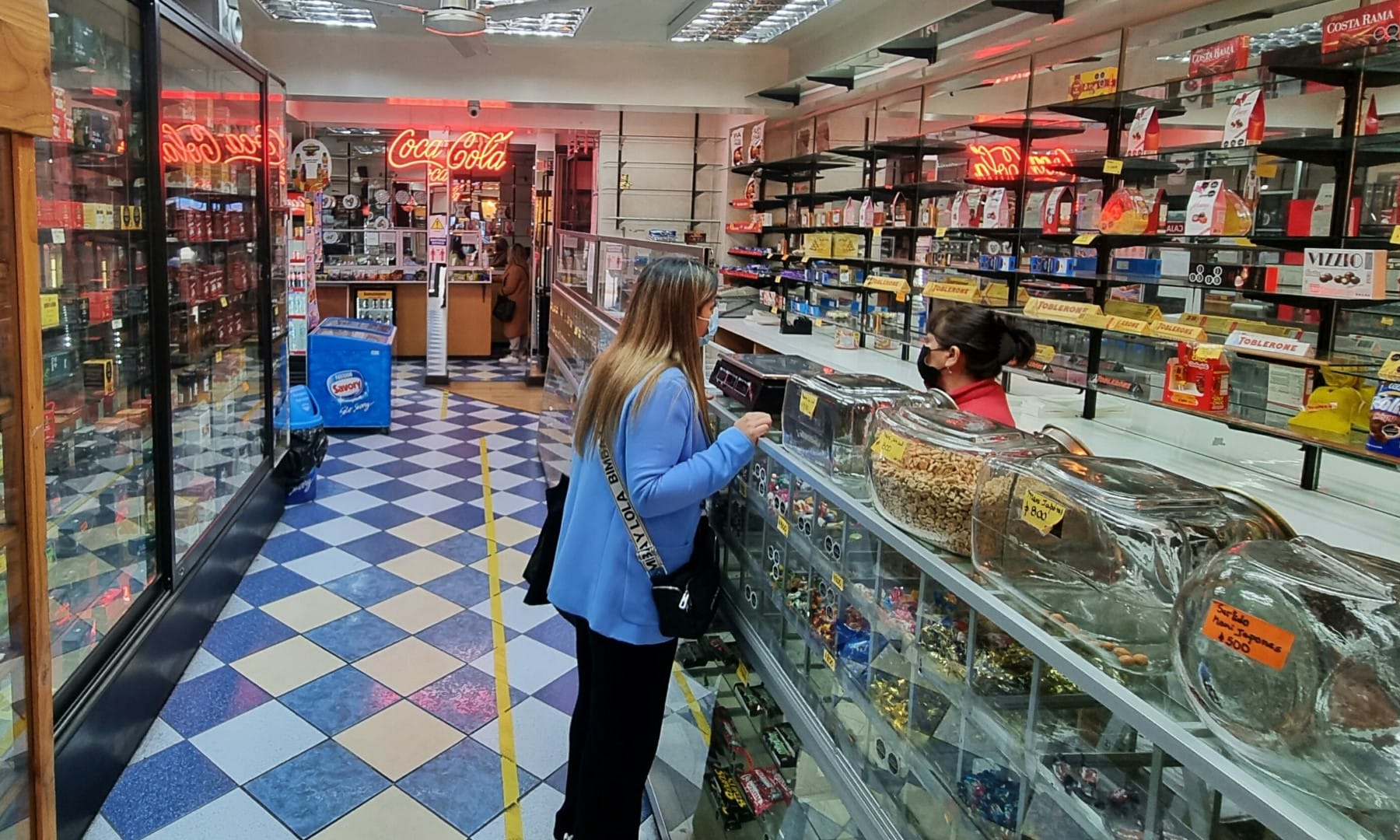 Cierra Johanna: La tradicional confitería al frente de la Plaza Independencia de Concepción