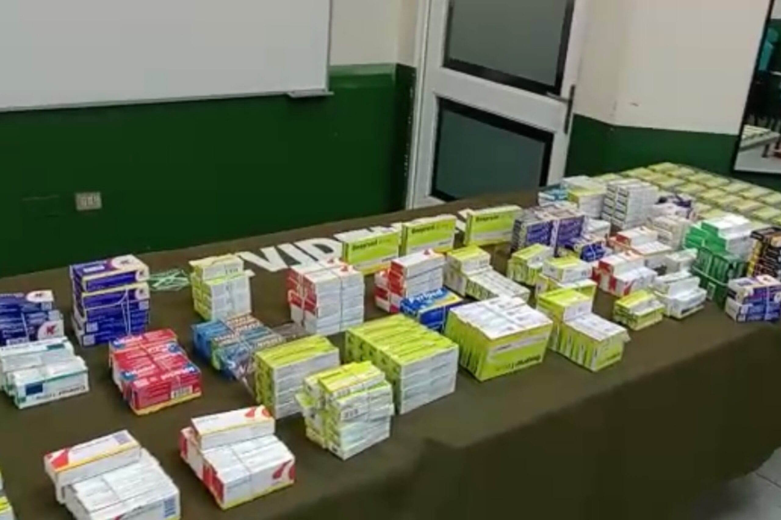 Incautan medicamentos que eran vendidos en feria de San Pedro de la Paz