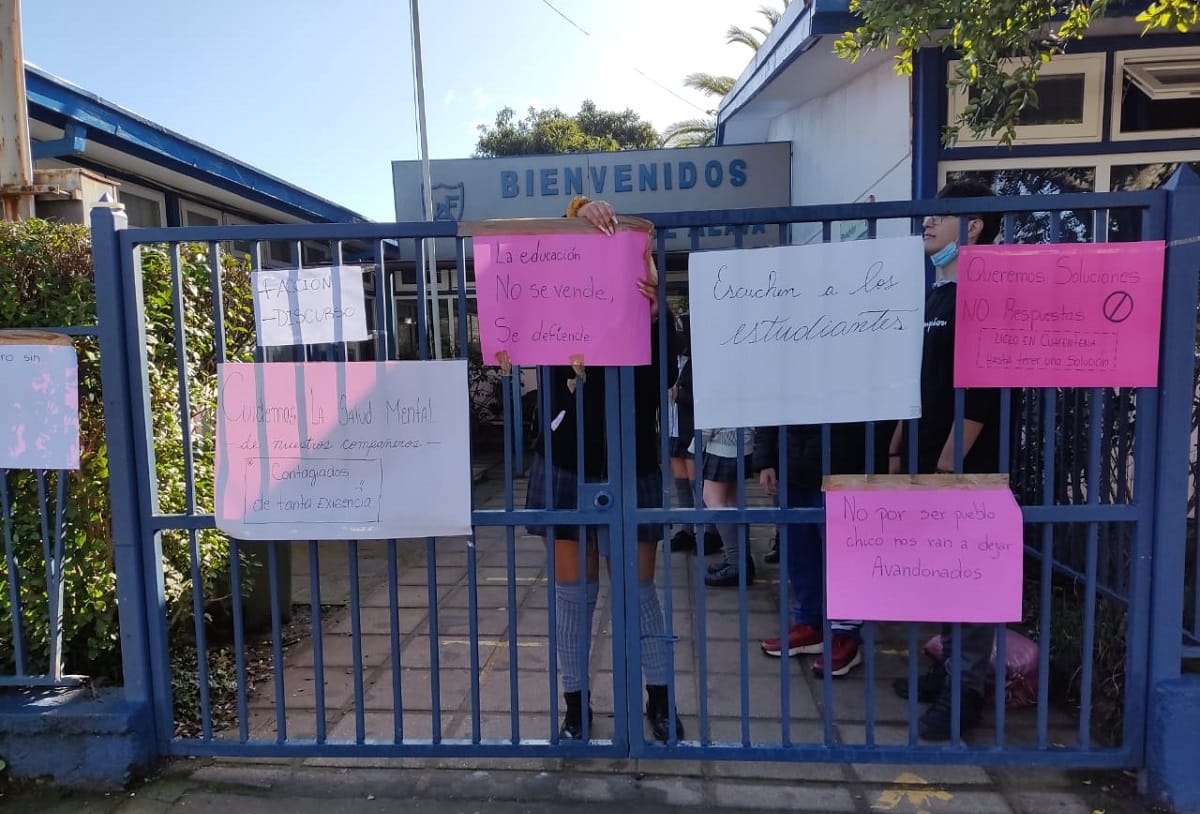 Estudiantes en toma en Florida denuncian goteras y baños sin funcionar: Exigen soluciones