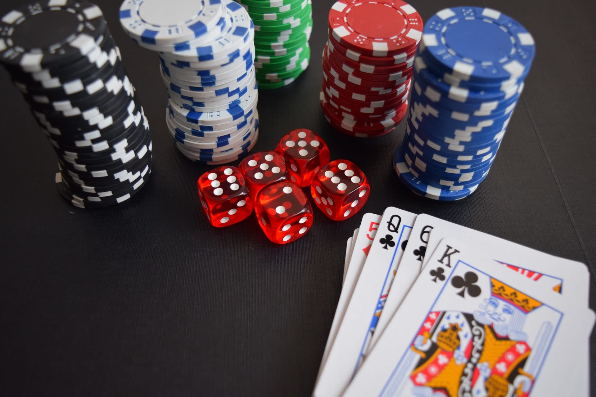 ¿Qué debes tener en cuenta a la hora de elegir un buen casino online?