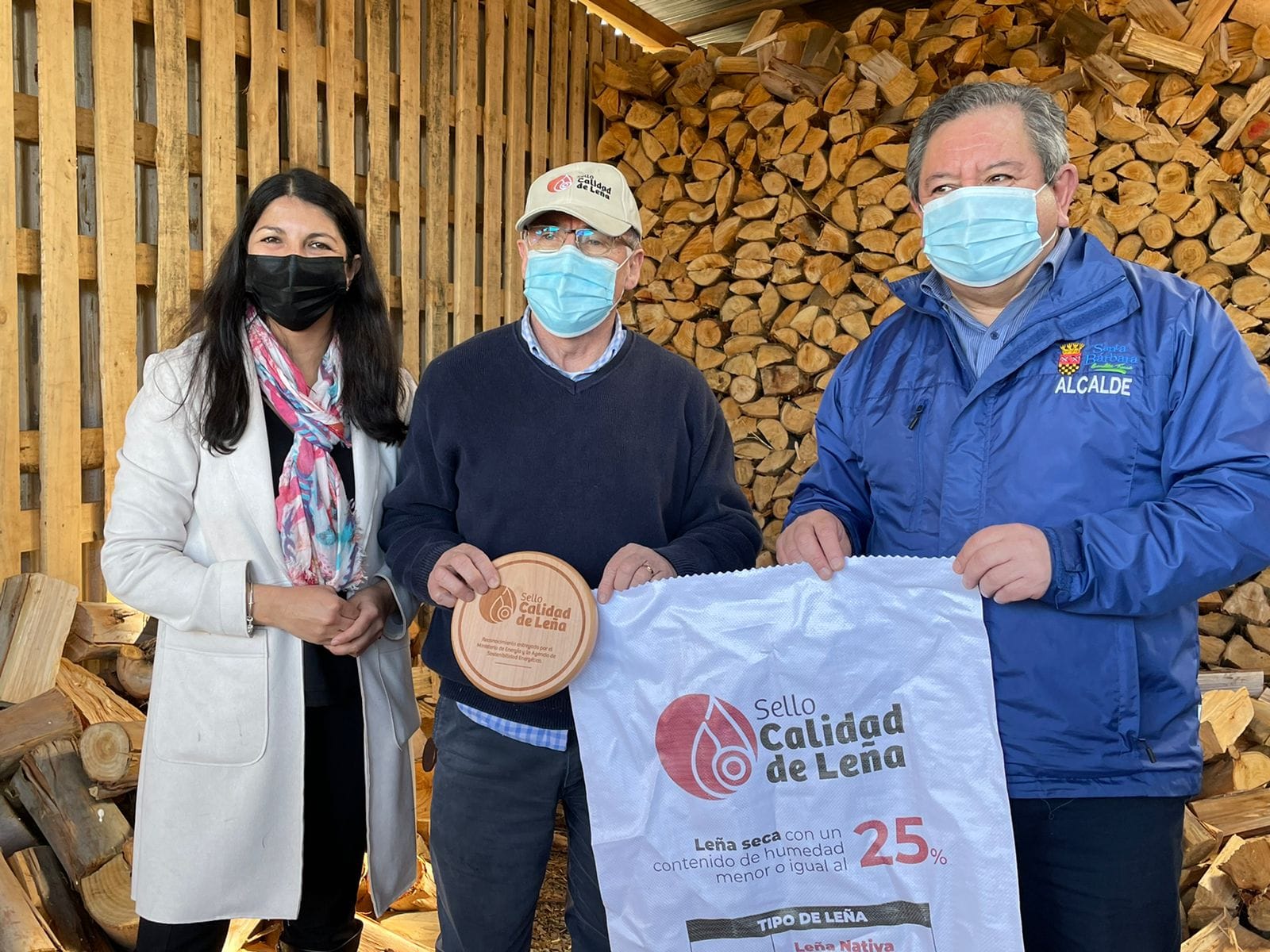 Más de 25 productores y comerciantes han sido certificados con Sello Calidad de Leña en Biobío