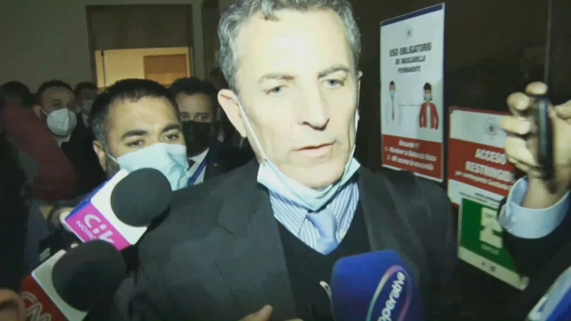 Gonzalo de la Carrera se comparó con Jesucristo y aseguró que se defendió de “pechazos” del diputado Sepúlveda