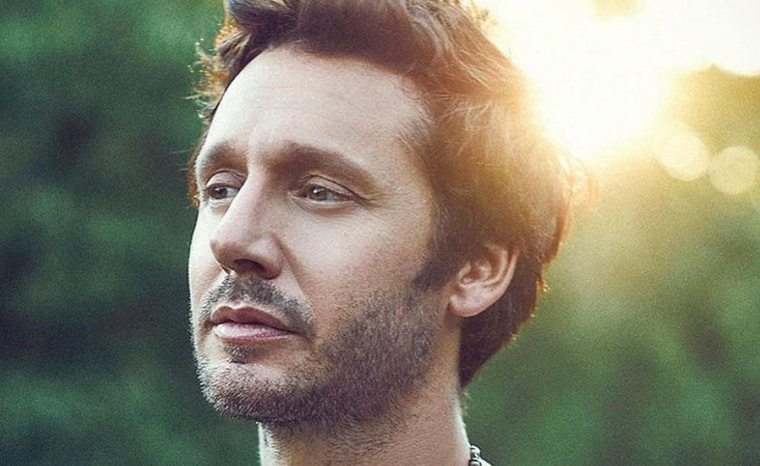 Benjamín Vicuña regresa de urgencia a Chile: Atraviesa complejo momento familiar