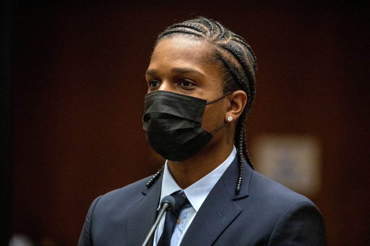 A$AP Rocky se declaró “inocente” de los cargos de agresión con un arma de fuego