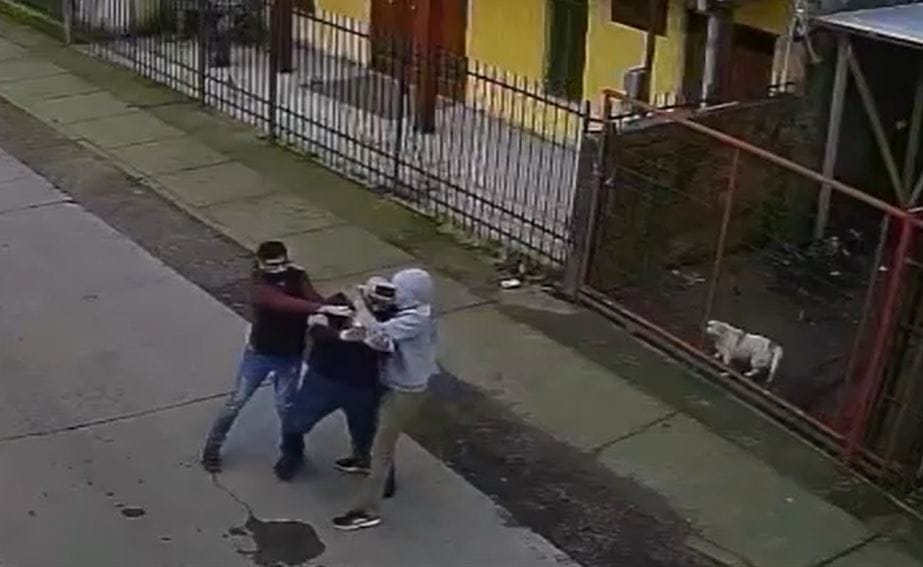 Delincuentes asaltaron a adulto mayor en Talcahuano: Le robaron su pensión y la cuota mortuoria de su esposa