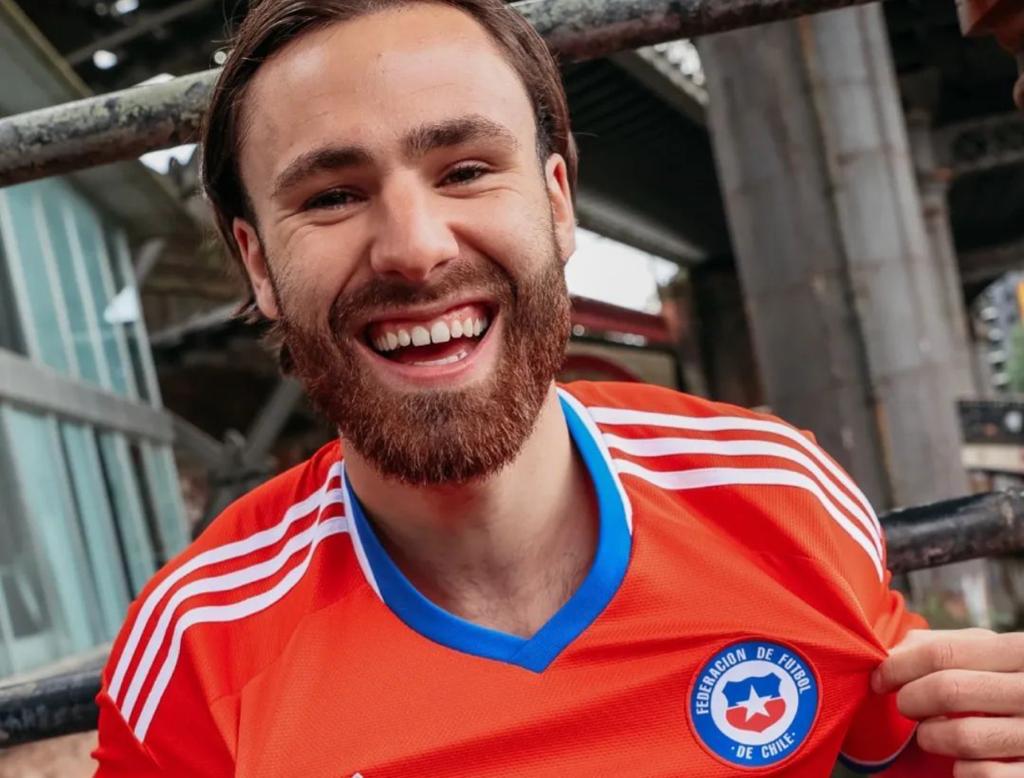 Presentan la nueva camiseta alternativa de la Selección Chilena