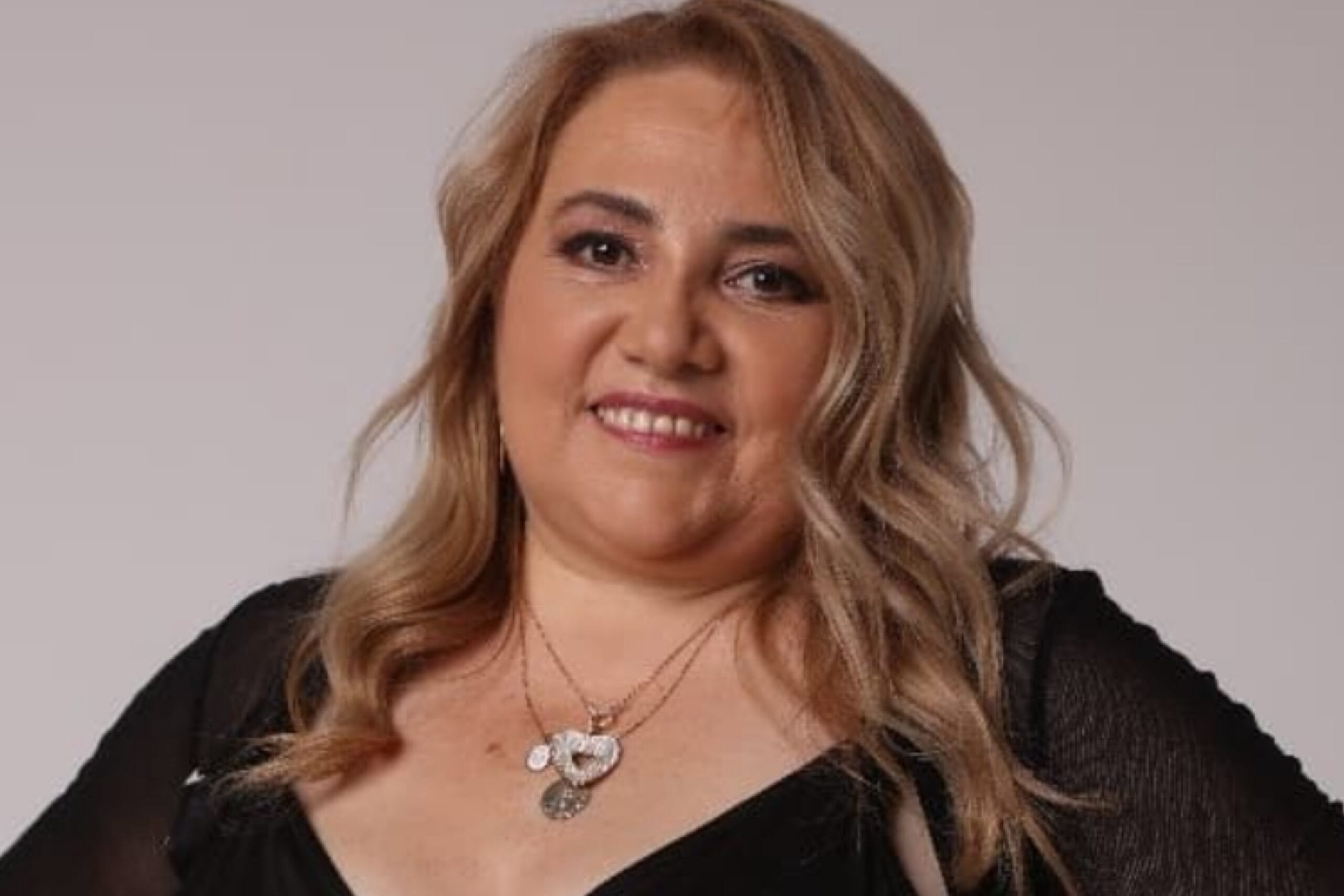 Latife Soto realizó sorprendente predicción para Chile en el 2025