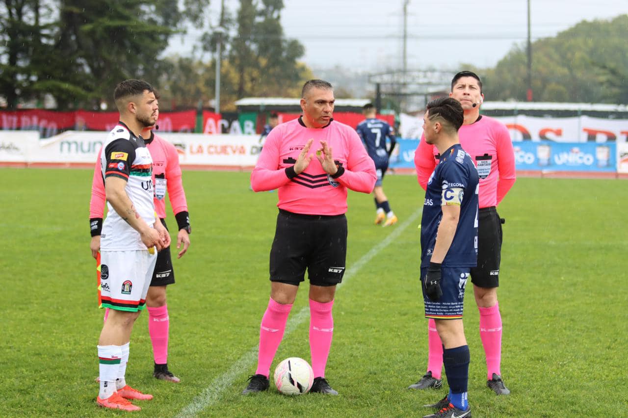 Lota Schwager protagonizó un año para el olvido y cayó a la última categoría del fútbol chileno