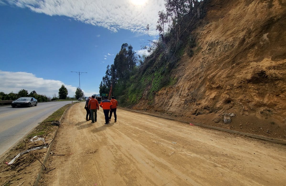 Por 15 días se extenderán obras de estabilización de cerro camino a Chiguayante