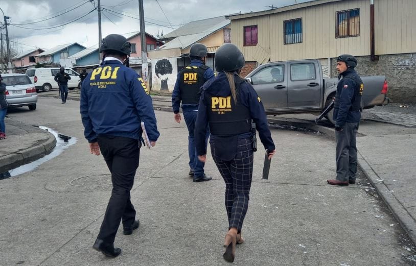 Joven penquista murió tras ser atacado con 10 balazos: Investigan crimen en vivienda de Ñuble