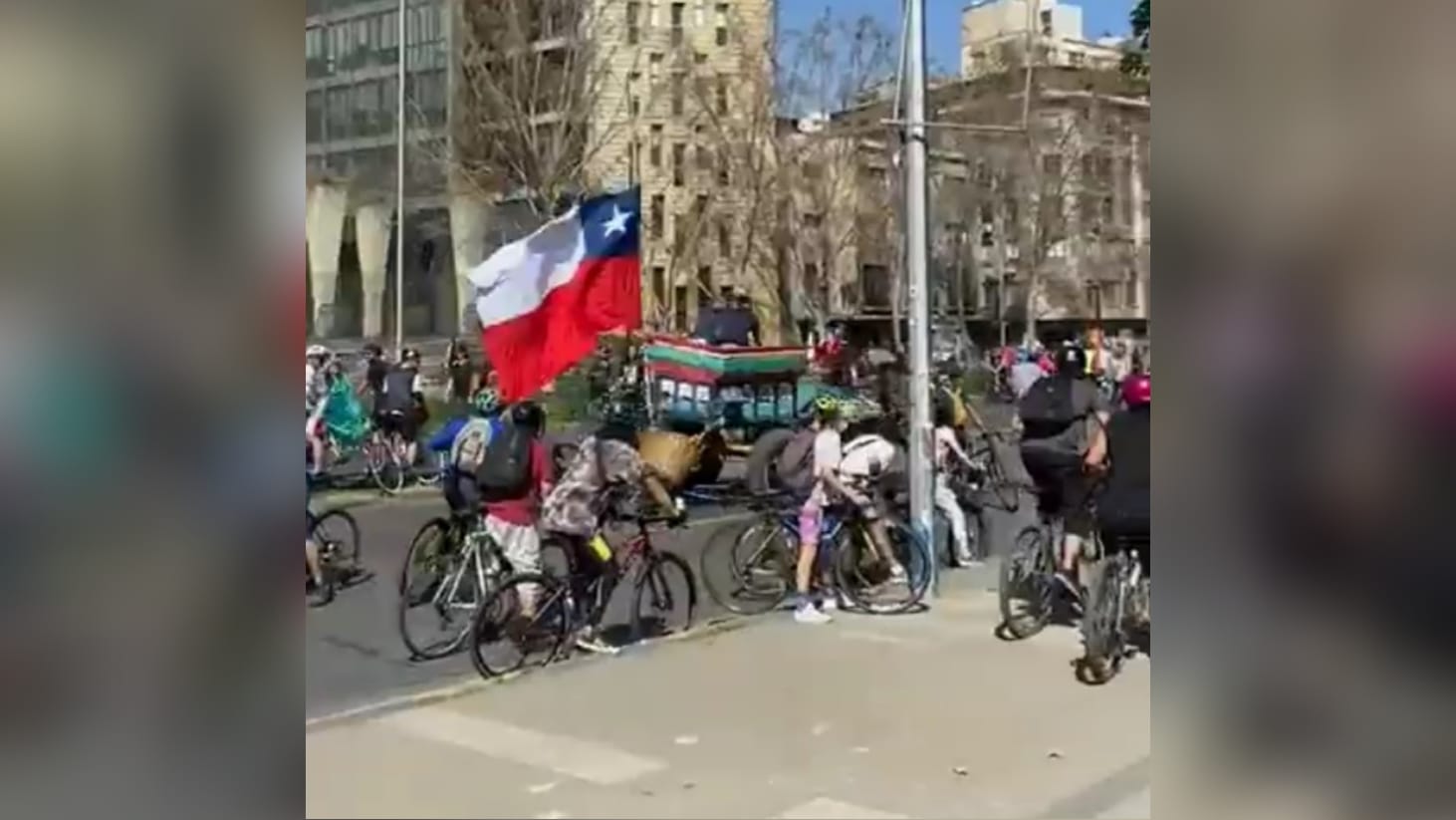 Detienen a conductor de carreta que atropelló a ciclistas en Santiago