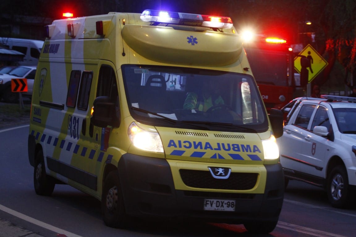 Joven fallece tras ser apuñalado en Lota: Grupo lo abandonó malherido en el hospital