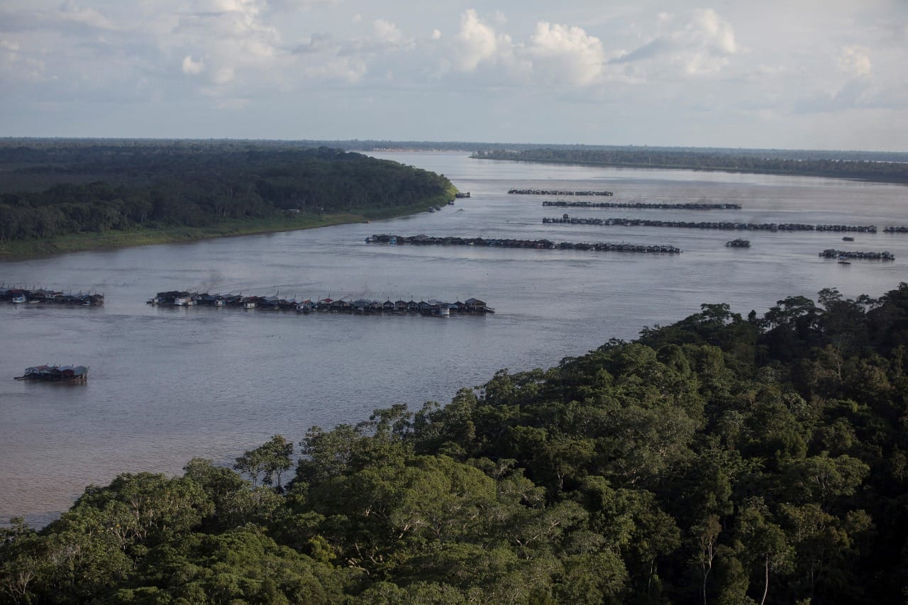 Empresa canadiense promete emplear a indígenas en mina que construirá en el Amazonas