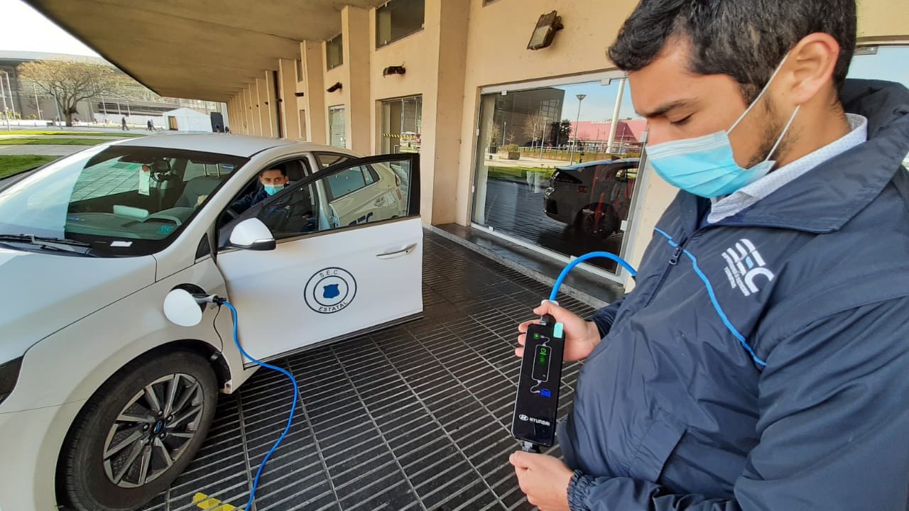 Biobío será la primera región con taxis eléctricos: Gobierno Regional aprobó 4 mil millones de pesos