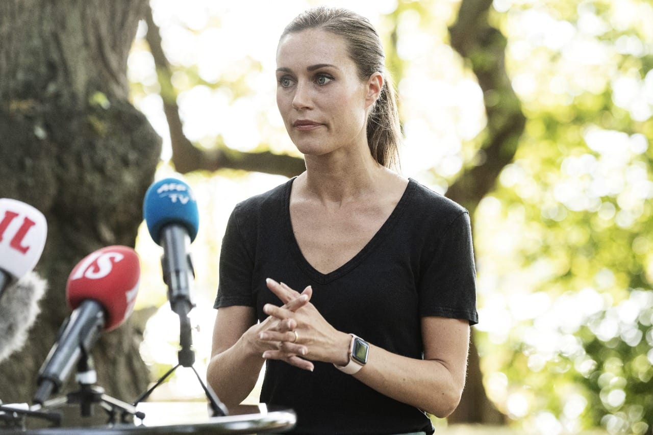 Primera ministra de Finlandia se sometió a test de drogas tras polémica por videos en fiestas