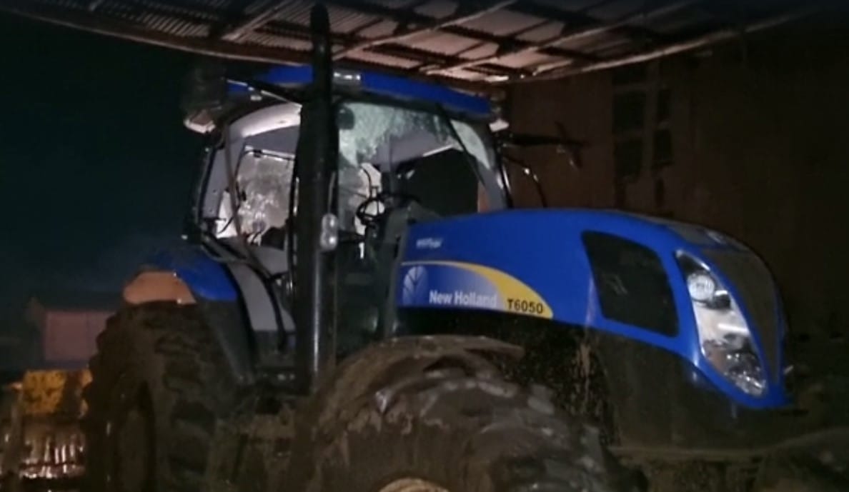 Víctima de ataque en Cañete huyó en tractor mientras encapuchados disparaban: Quedó herido