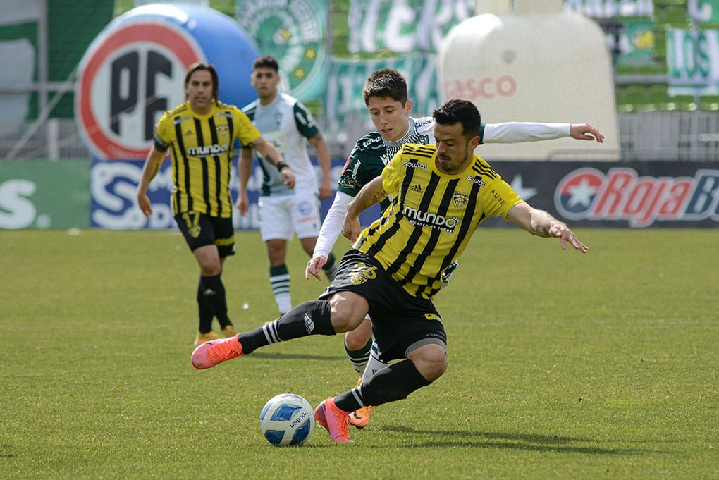 Las cuatro finales que tiene por delante Fernández Vial para no volver a la Segunda División